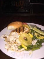 The Woodcellar Grill food