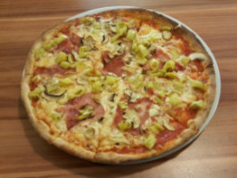 Pizza Eis Venezia food