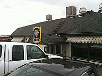 Belgian Waffle & Omelet Inn outside