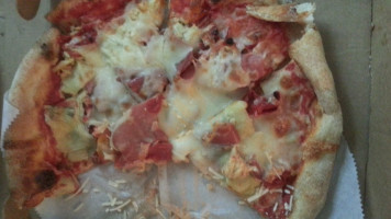 Trumbull Pizza Company food