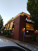 Applebee's outside