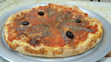 Maranello Pizza food