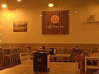 Cafe Bon Dia inside