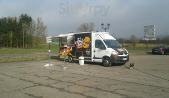 Le Truck De Fou food