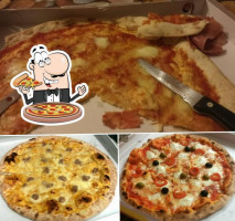 Pizzeria D'asporto Da Santo Il Morellino food