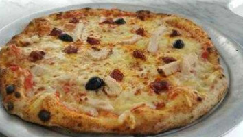 Pizzeria La Grotte food