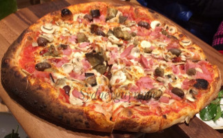 Mancini's Original Woodfired Pizza food