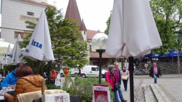 Stadtcafe Ulrich outside