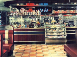 Silver Diner inside