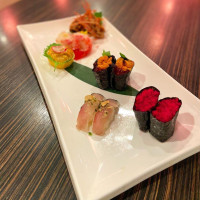 Sushi Pop food