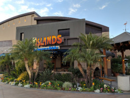 Islands Long Beach Towne Center outside