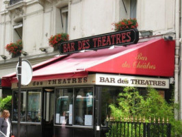 Bar des Theatres food