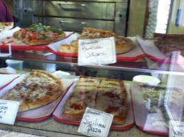 Glendale Pizza food