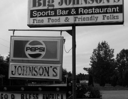Johnson's Country Tavern food