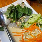 เย็นตาโฟโก๋ยาحلال Comida