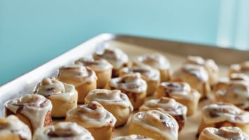 Cinnabon food