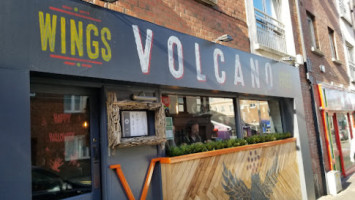 Volcano Wings outside