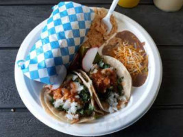 Los Costenos Taco Truck food