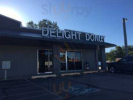 Delight Donut outside