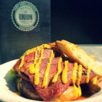 Union Grill And Tap food