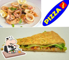 Pizza Piu' food