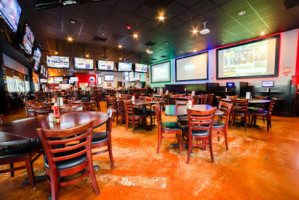 Stadia Sports Grill The Woodlands inside