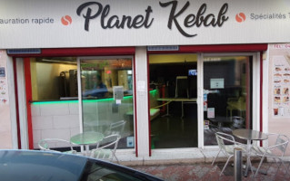 Planet Kebab inside