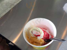 Cherry De Pon Yogurt food