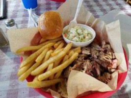 Jim Bob's Chuckwagon Bbq food