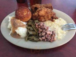 The Redd House food