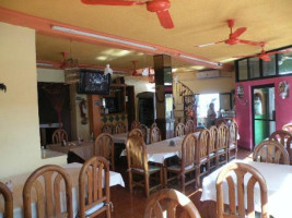 Los Mestizos Restaurant inside