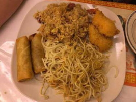 A Golden Dragon Chinese food