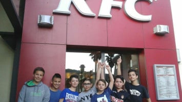 KFC Lingostiere food