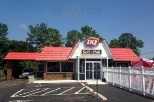 Dairy Queen Grill Chill outside