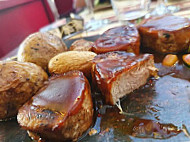 Le Porc Saint Leu Restaurant food