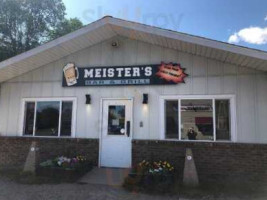 Meister's Grill Boardman outside