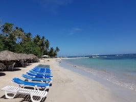 Playa Guayacanes outside