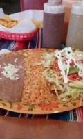 Gallos Taqueria food