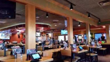 Applebee's inside