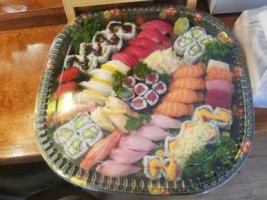J Maru Sushi food