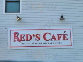 Red Riding Hood's Basket Cafe outside