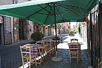 Trattoria La Botte Piccola inside