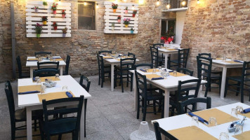 Il Cortile Primeria Friggitoria food