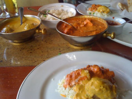 Bombay Bistro Research Blvd food