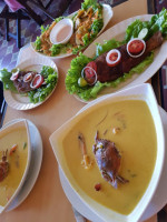 Garifuna's Cafe food