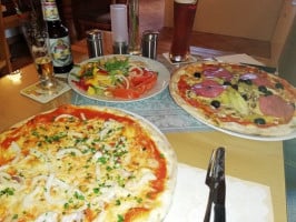 Restaurante-Pizzaria Sant'Angelo food