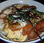 Jinsei Sushi Bar & Restaurant - Vivere Hotel food