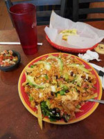 Guilli's Pizza And Mexican Cuisine food
