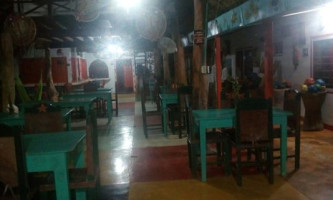 Mangle Colora'o Restaurante Hostal inside