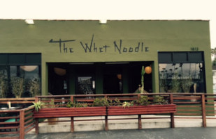 The Whet Noodle outside